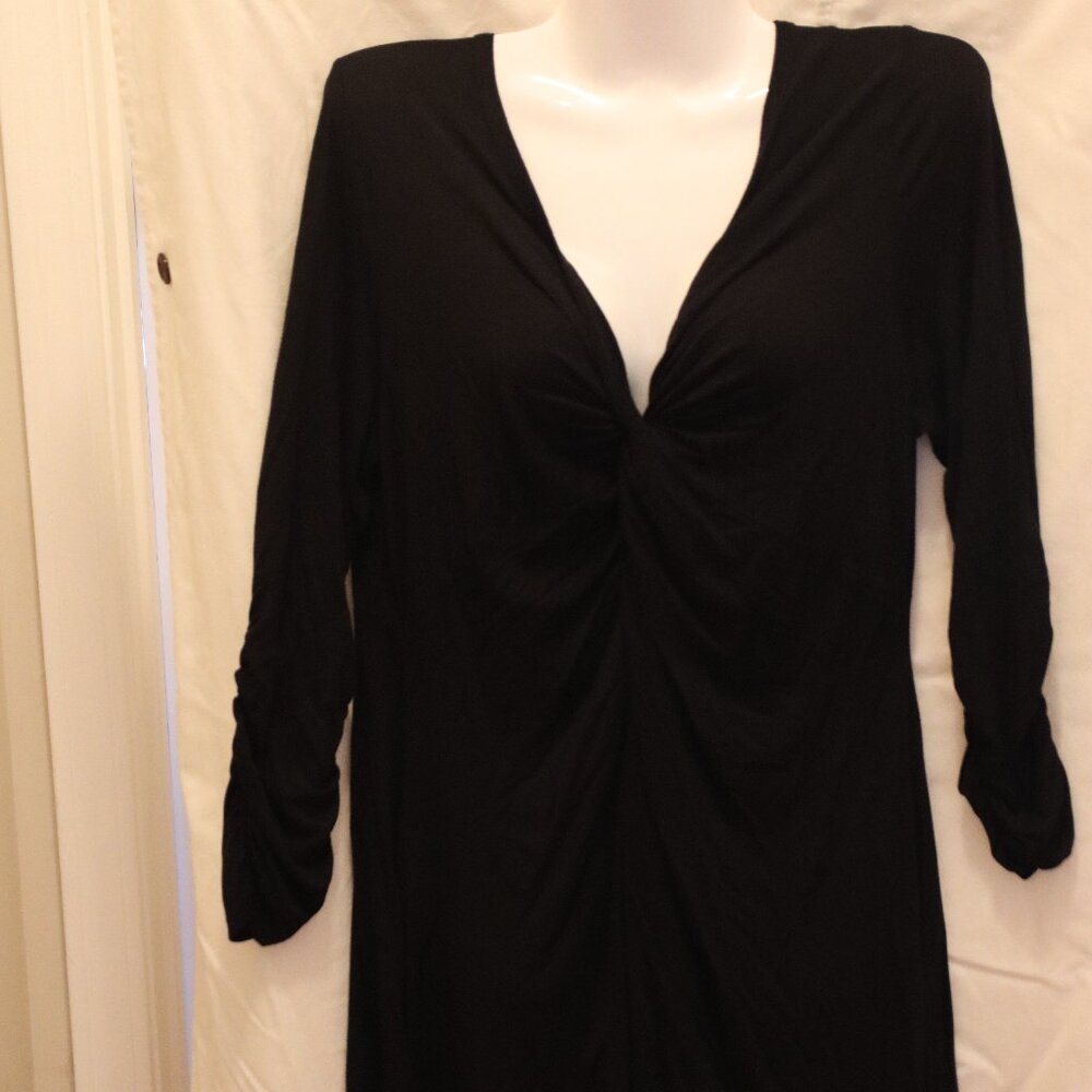 Grace Elements Black V-neck Tunic top Size Large